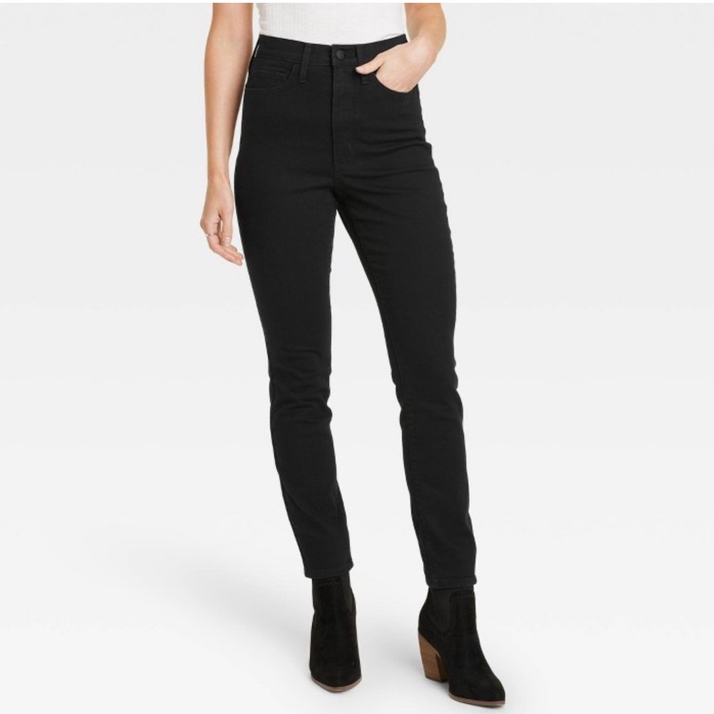 NWT Black High Rise Skinny Jeans women’s size 8 LONG